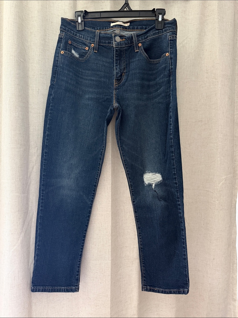 Levi's Dark Blue Skinny Jeans with Distressed Knee